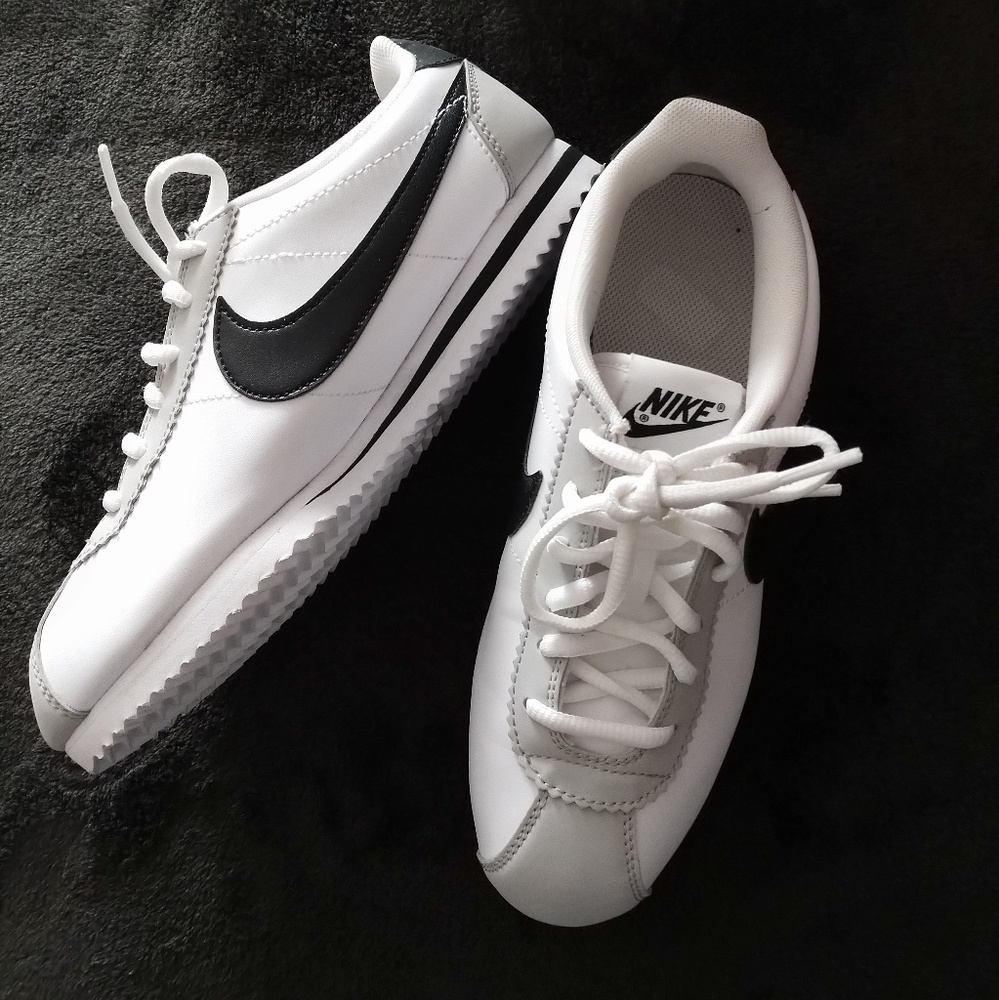 Nike shoes 5Y could fit women's size 5 or 6
